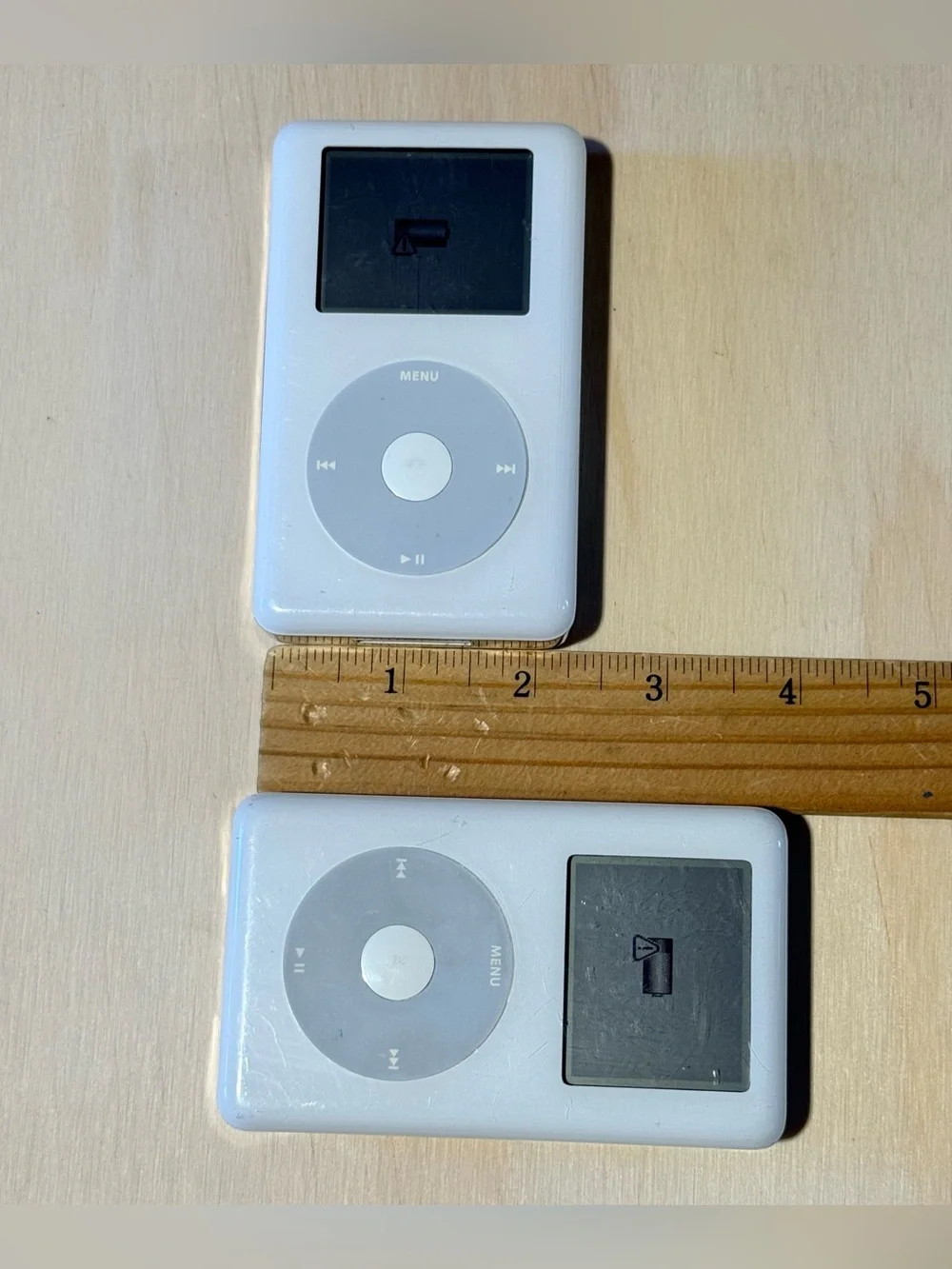 Apple lot ipod